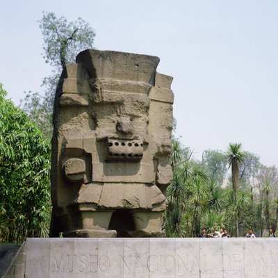 Chalchiuhtlicue, diosa del agua corriente, 200 d.C. de Teotihuacan